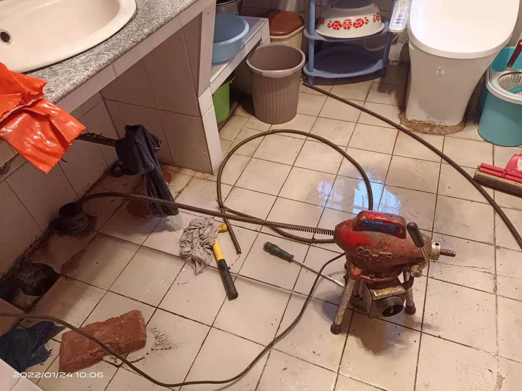 罗湖疏通厨房下水道，地漏疏通